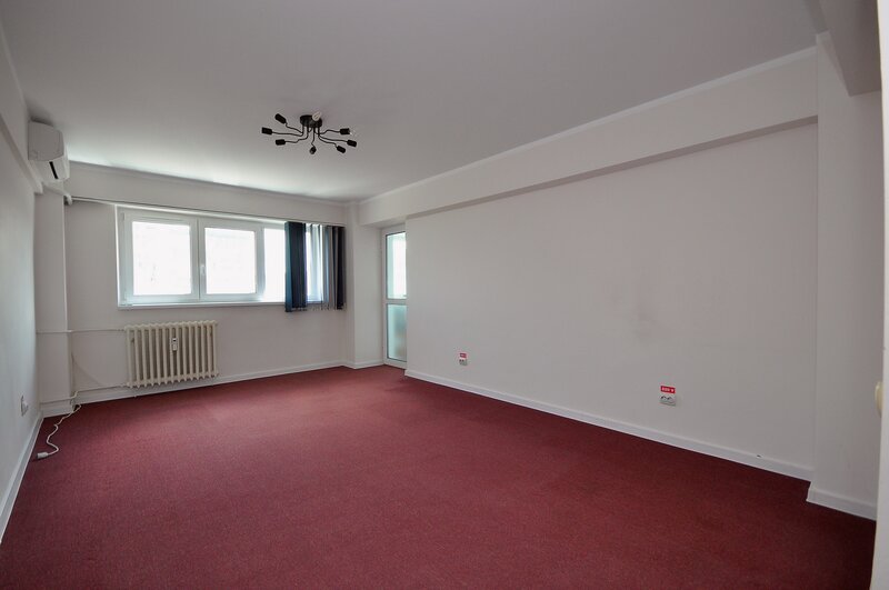 Mosilor, zona Obor apartament 4 camere nemobilat, 102 mp, activitate birou